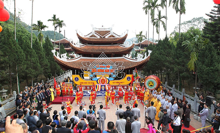Du lịch lễ hội chùa Hương