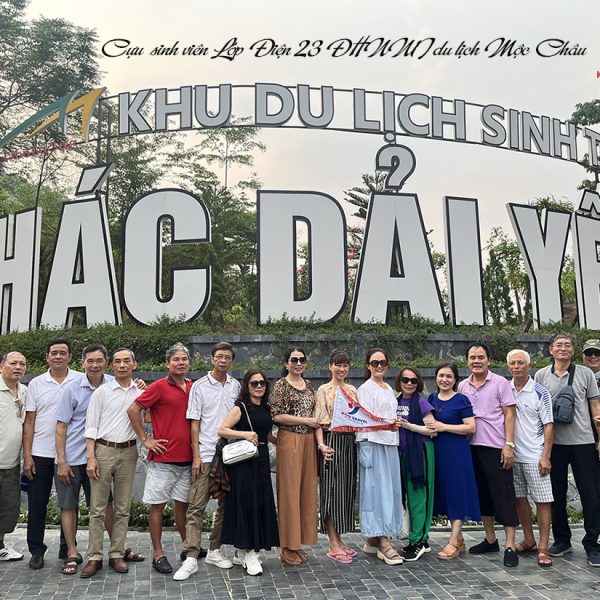 Cựu sinh viên lớp điện k23 - ĐHNN1 check-in Thác Dải Yếm siêu đẹp