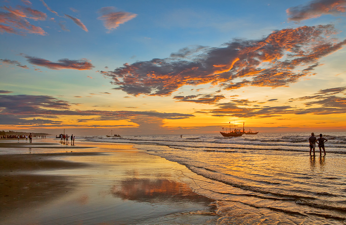Bãi biển Sầm Sơn là biểu tượng du lịch tại Sầm Sơn