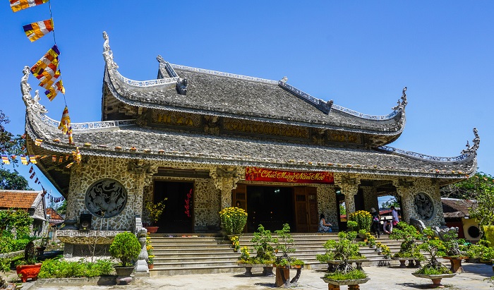 Chùa Thanh Lương là một trong những ngôi chùa nổi tiếng của Việt Nam