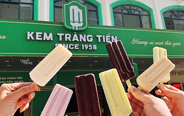 Đến Hà Nội là phải ăn kem Tràng Tiền bạn nhé!