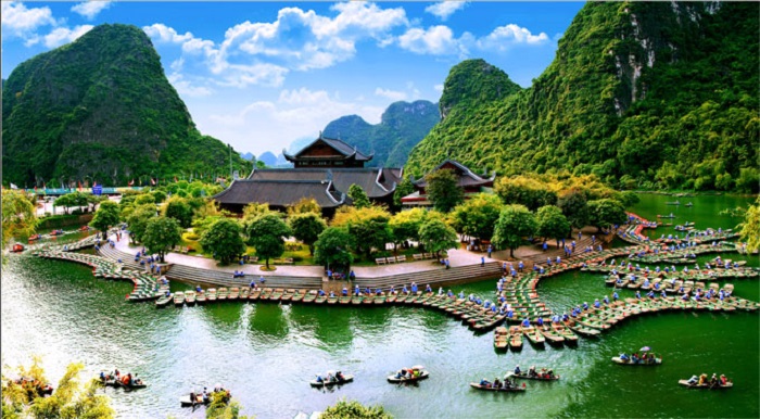 Tràng An (Ninh Bình) - một trong những khu Quần thể Quốc gia nổi tiếng ở Việt Nam 