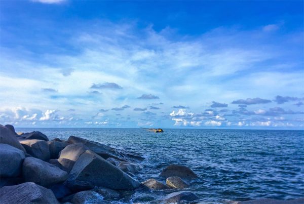 Bãi biển Thiên Cầm - một trong những bãi biển đẹp nhất Bắc Trung Bộ