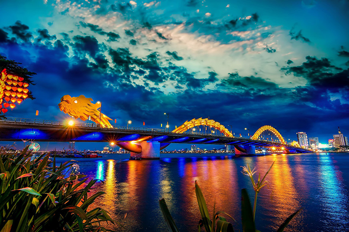 Ngày thứ 2: Đà Nẵng – Bà Nà – tham quan các cây cầu nổi tiếng – Ăn hải sản (hoặc đặc sản)