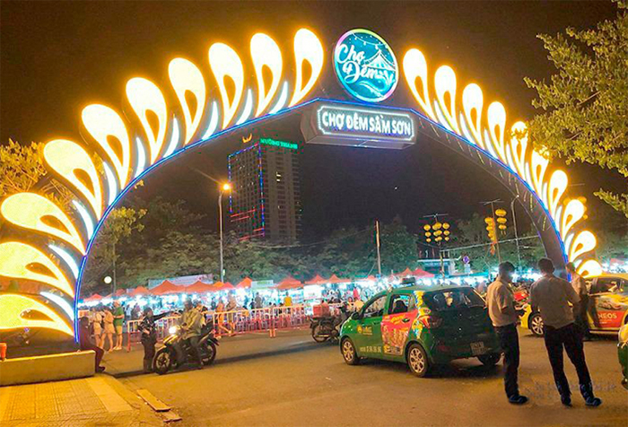 Chợ đêm Sầm Sơn thiên đường mua sắm cho khách du lịch