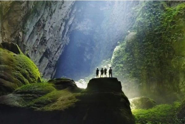 Khám phá hang Sơn Đòong, hang động lớn nhất thế giới