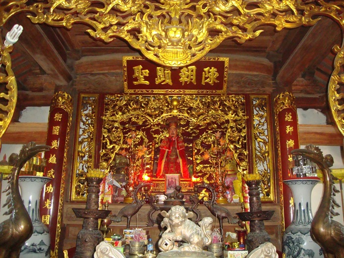 Hậu cung thờ Trần Khánh Dư