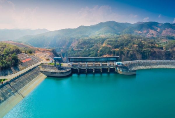 Công trình thủy điện Ialy là một trong những công trình đẹp và lớn nhất nước ta