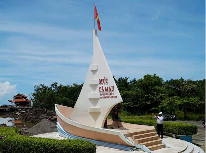 Mũi Cà Mau là điểm cực Nam “chuẩn” của Việt Nam trên bản đồ địa lý