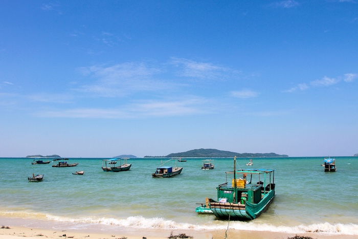 Mùa Hè là mùa biển siêu đẹp tại Cô Tô