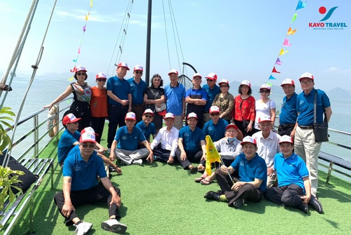 Gợi ý tour du thuyền Hạ Long 1 ngày