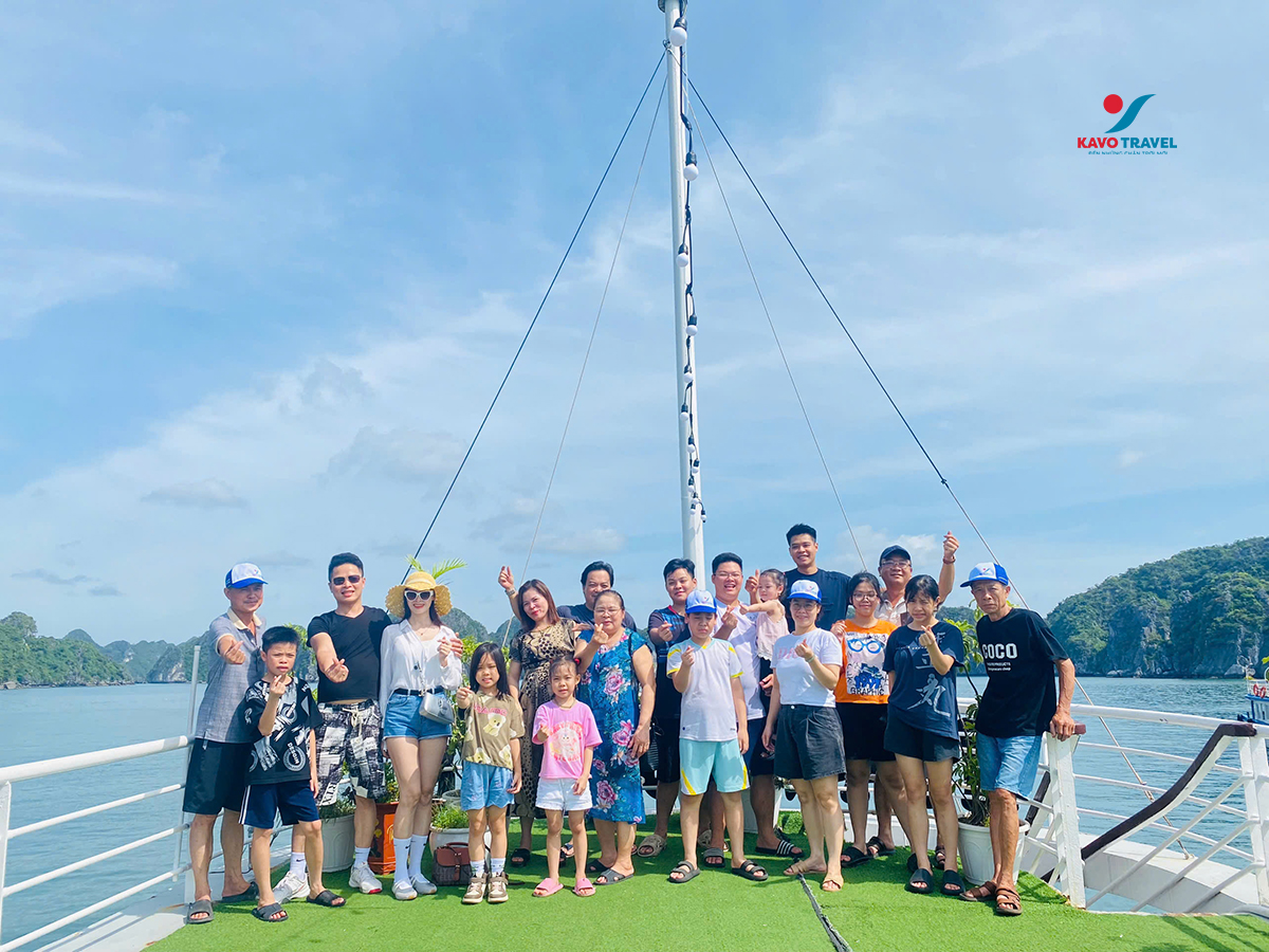 Gia đình anh Thanh du khách của Kavo Travel du lịch Cát Bà
