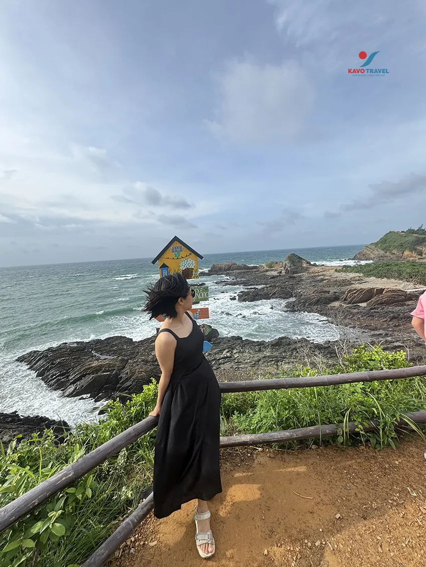 Bãi đá Móng Rồng - Cô Tô