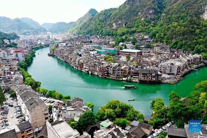 Kham-Pha-Quy-Chau-4N