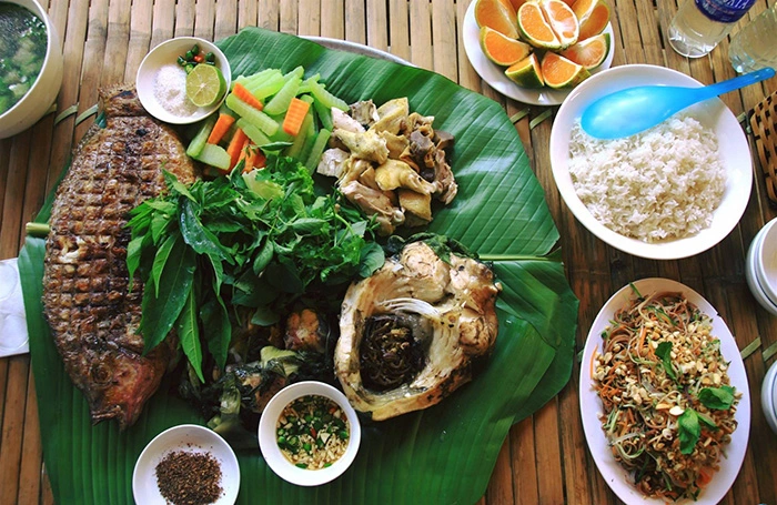Ẩm thực Hồ Hòa Bình không chỉ thơm ngon mà còn chứa đựng tinh hoa văn hóa và sự hiếu khách chân thành của người dân nơi đây.