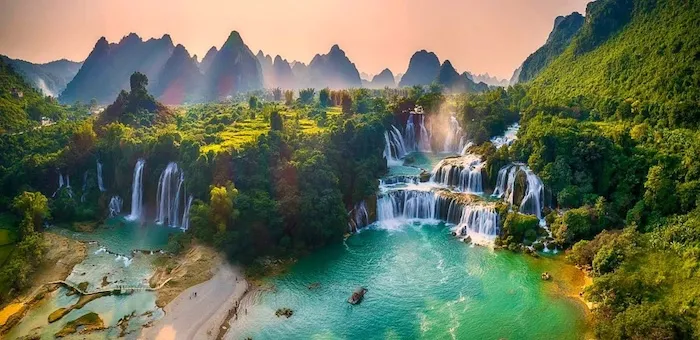 Cao Bằng - Viên ngọc xanh Đông Bắc