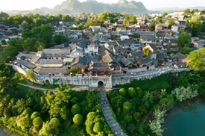 thanh nham cổ trấn 2