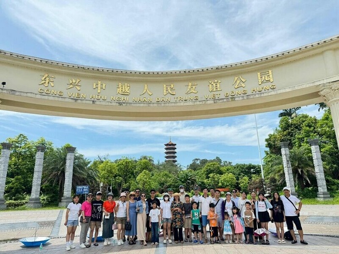 Công viên Hữu nghị Việt - Trung Công viên Hữu nghị Việt - Trung