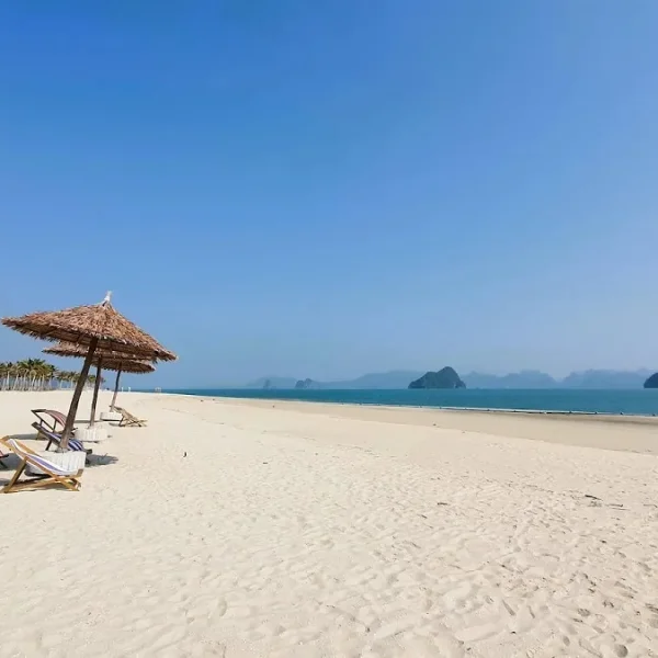 Bãi dài Vân Đồn - địa điểm du lịch lý tưởng