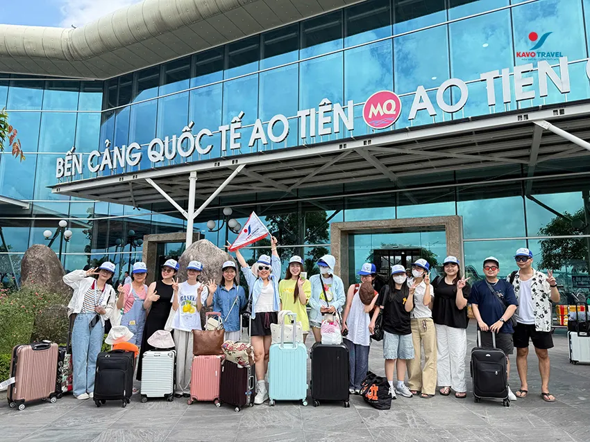 Đoàn Trung tâm Tiếng Nhật Moji du lịch Cô Tô và 3 đảo 3n2đ